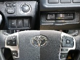 プッシュスタート・ETC・ステアリングスイッチなど運転するうえで嬉しい装備が充実しております♪
