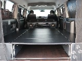 ベットキット搭載済みになっております！！車中泊やアウトドアはもちろんお仕事にも使えちゃいます♪