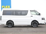 大変便利なパワースライドドア付き！！荷物の出し入れや乗り降りも楽々できちゃいますね♪