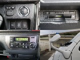 プッシュスタート・ETC・ステアリングスイッチなど運転するうえで役立つ装備が充実しております♪