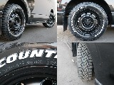 パウ16インチAW&オープンカントリーRTタイヤ装着!!外装のブラックカラーともマッチしてますね♪