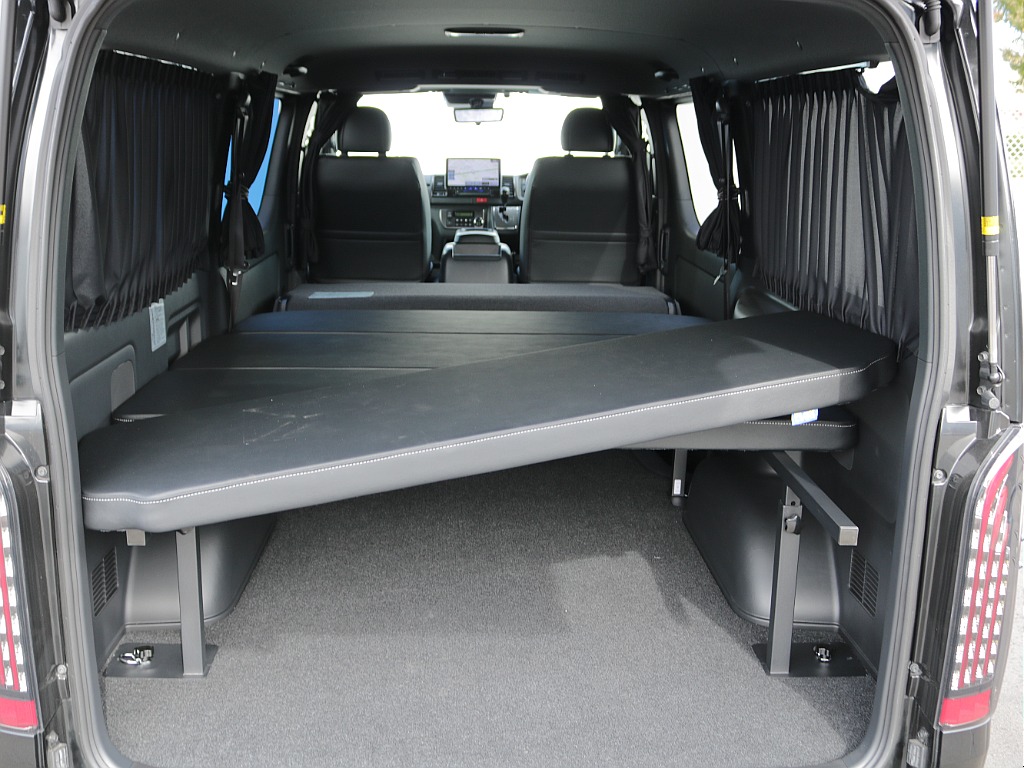 オリジナルベットキットタイプⅡ装着済み！！車中泊やアウトドアにも楽々行けちゃいますね♪