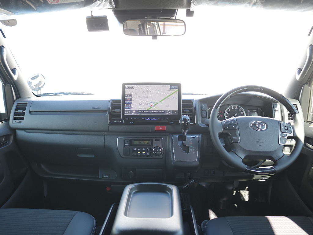 内装もダークプライム専用架装でより一層かっこよく仕上がっております！！