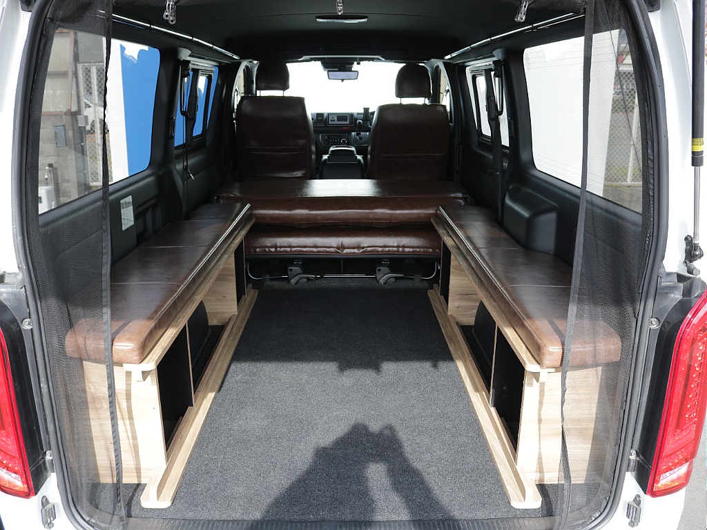 取り外し可能になっておりますので大きい荷物などでも楽々載せられるラゲッチスペースも確保可能！！