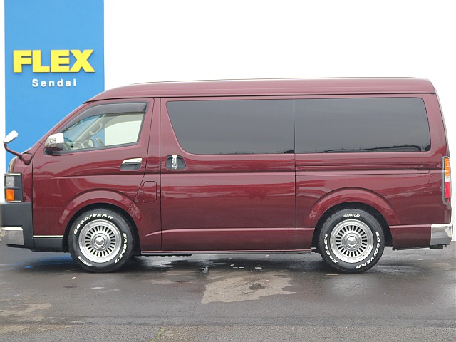 パワースライドドア付なので開閉も楽々ですね！