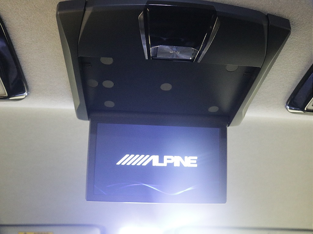 アルパインフリップダウンモニター！