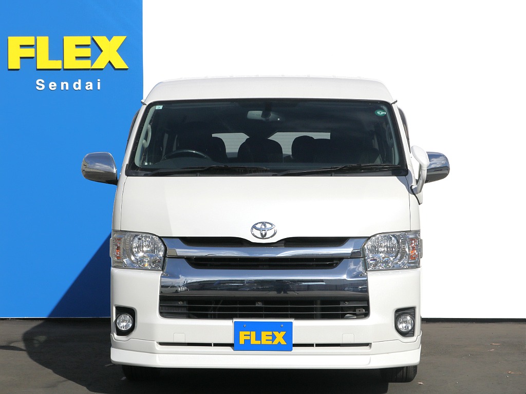 2列目までベットキット空間を作り出せるフルフラットシートで車中泊を家族４，５人でもできちゃうお車が仙台店に入庫いたしました！！