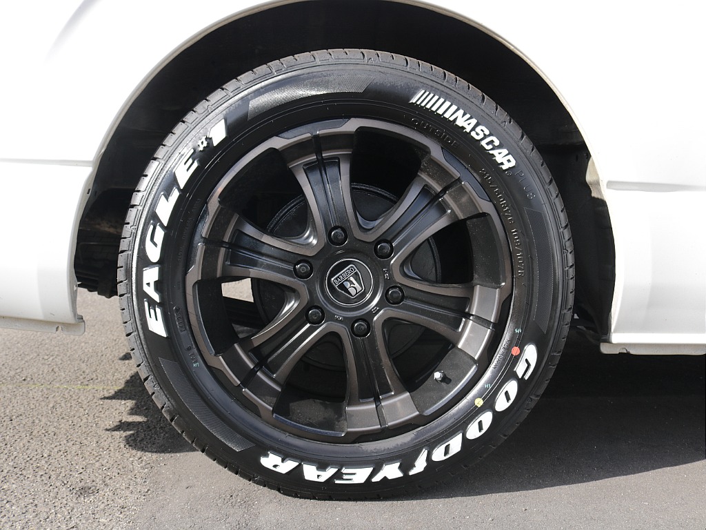 バルベロワイルドディープス＆ナスカータイヤ