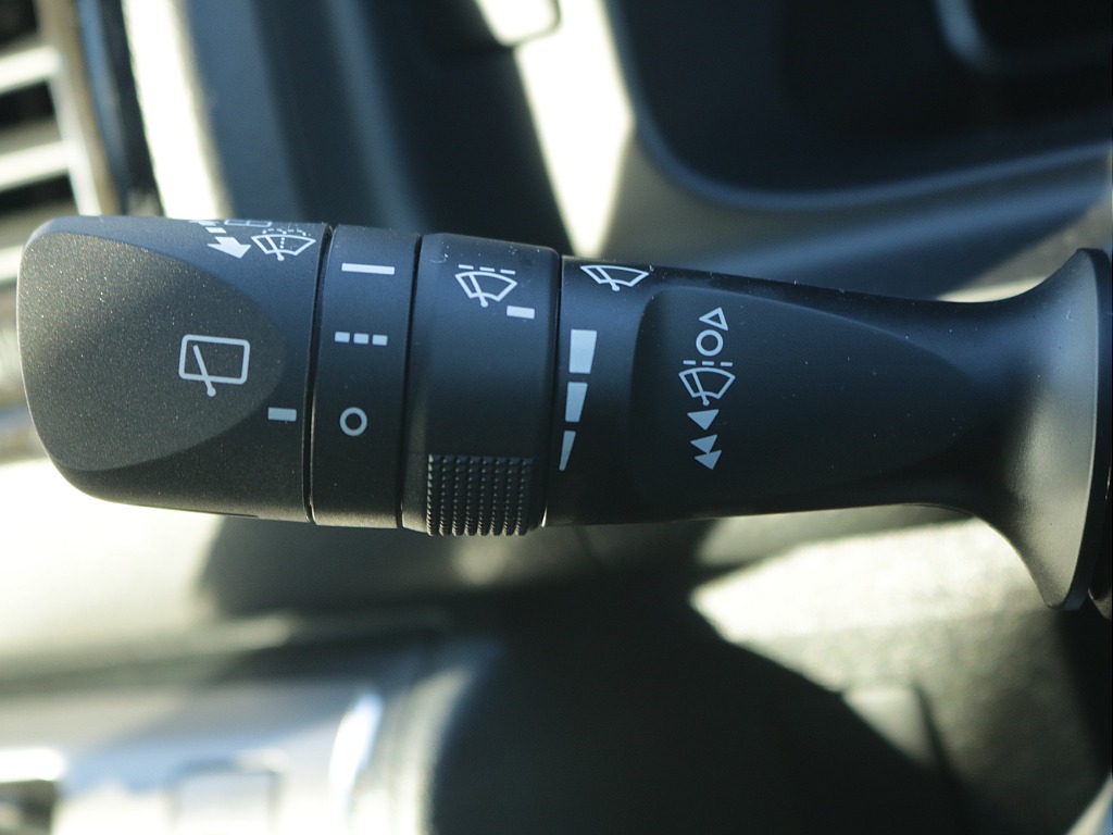 トヨタ ハイエースバン(39枚目)