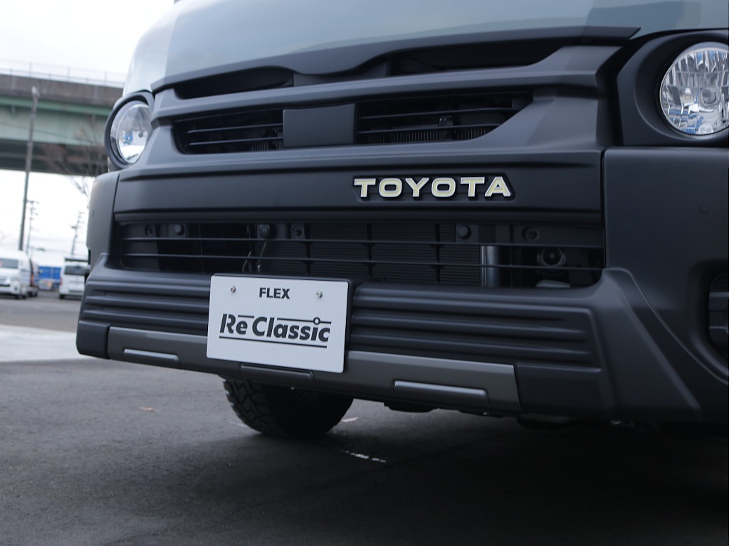 ティーフォースフロントスポイラー装着済み！！オフロード感もアップしてかっこいい仕様になっております♪