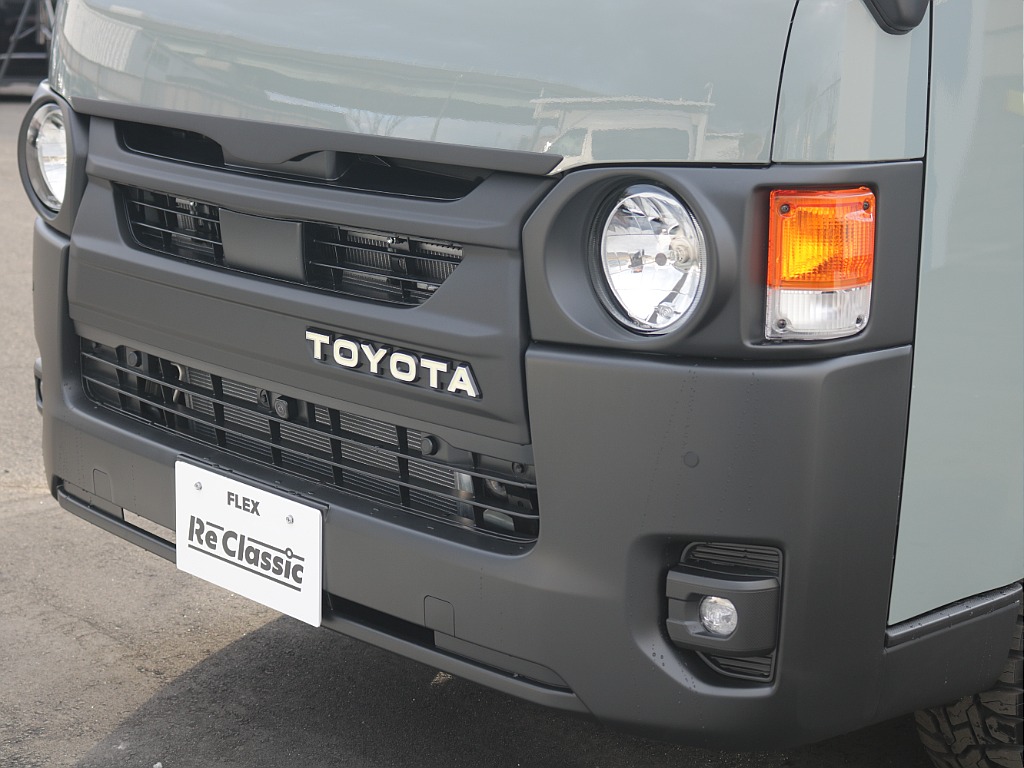 Reクラシック丸目装備済みで御座います！雰囲気が段違いになりお洒落度もアップ♪