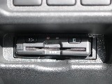 ETCやPVMなど運転の際役立つ装備がすでに充実している一台です♪