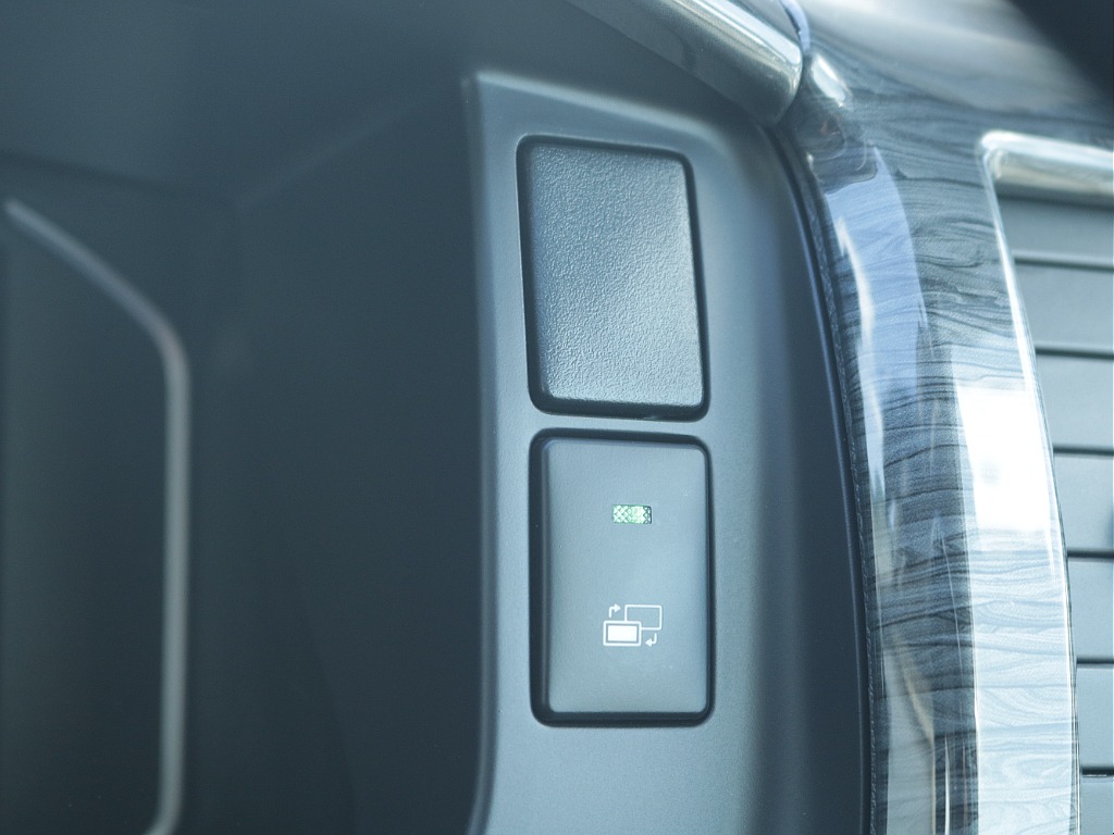 仙台店公式ｌｉｎｅアカウントができました！ＩＤ　＠３２０ｙｔｙａｔ　で検索し追加ご登録お待ちしております♪