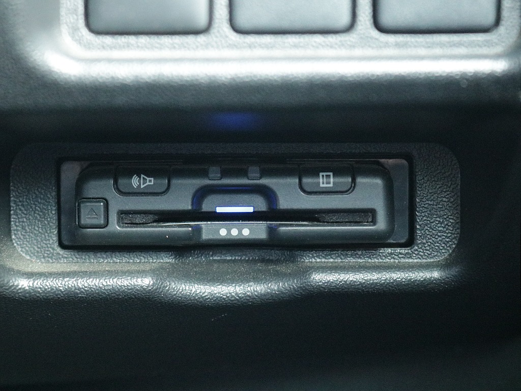 仙台店公式ｌｉｎｅアカウントができました！ＩＤ　＠３２０ｙｔｙａｔ　で検索し追加ご登録お待ちしております♪