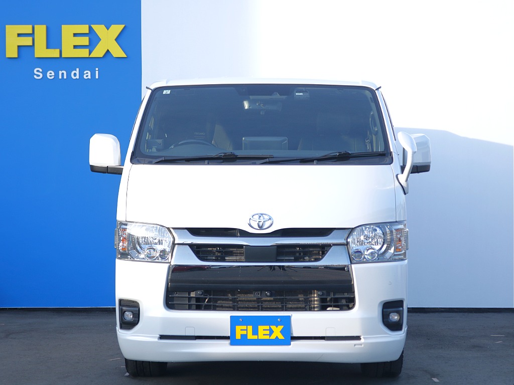 スライドフロアや運転席ｼｰﾄ変更などカスタムがてんこ盛りの一台が仙台店に入庫いたしました！！