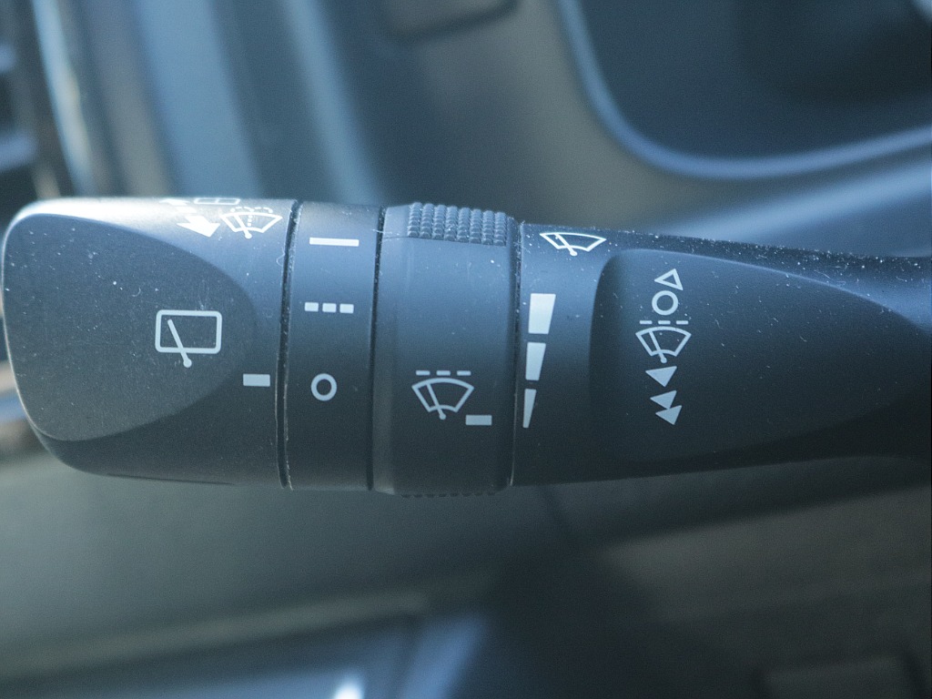 トヨタ ハイエースバン(48枚目)