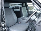 シートもダークプライム専用のハーフレザーシートになっております！！シートコンディションもグッドです♪