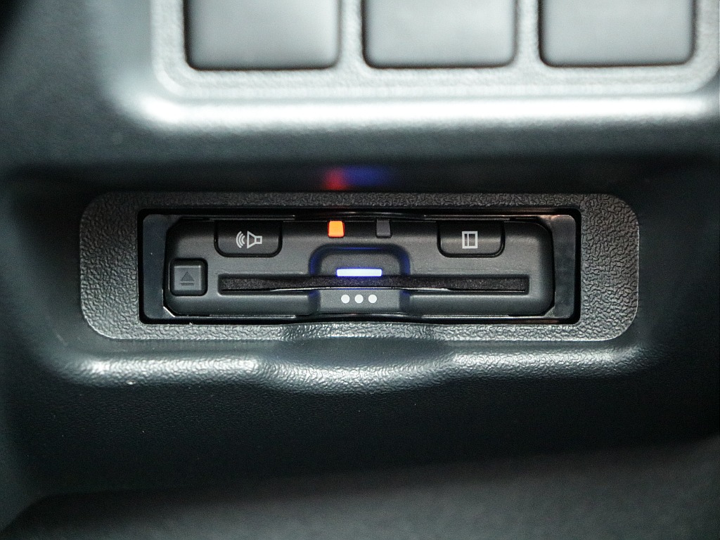 仙台店公式ｌｉｎｅアカウントができました！ＩＤ　＠３２０ｙｔｙａｔ　で検索し追加ご登録お待ちしております♪