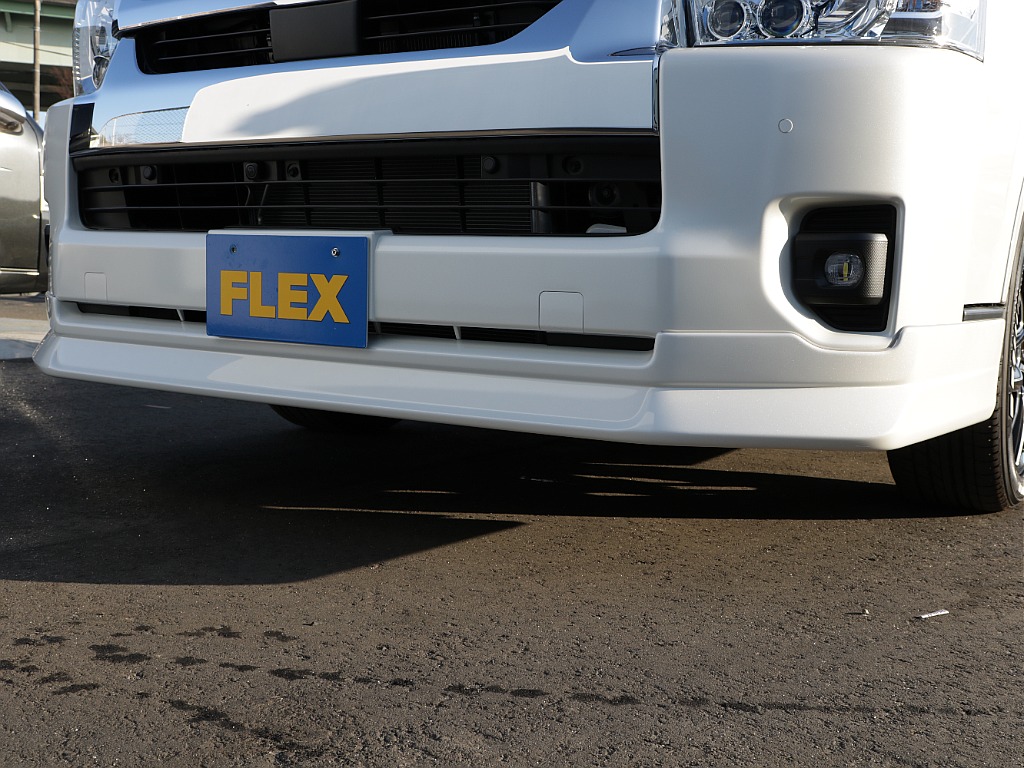 オリジナルデルフィーノラインフロントスポイラー装着済み！！