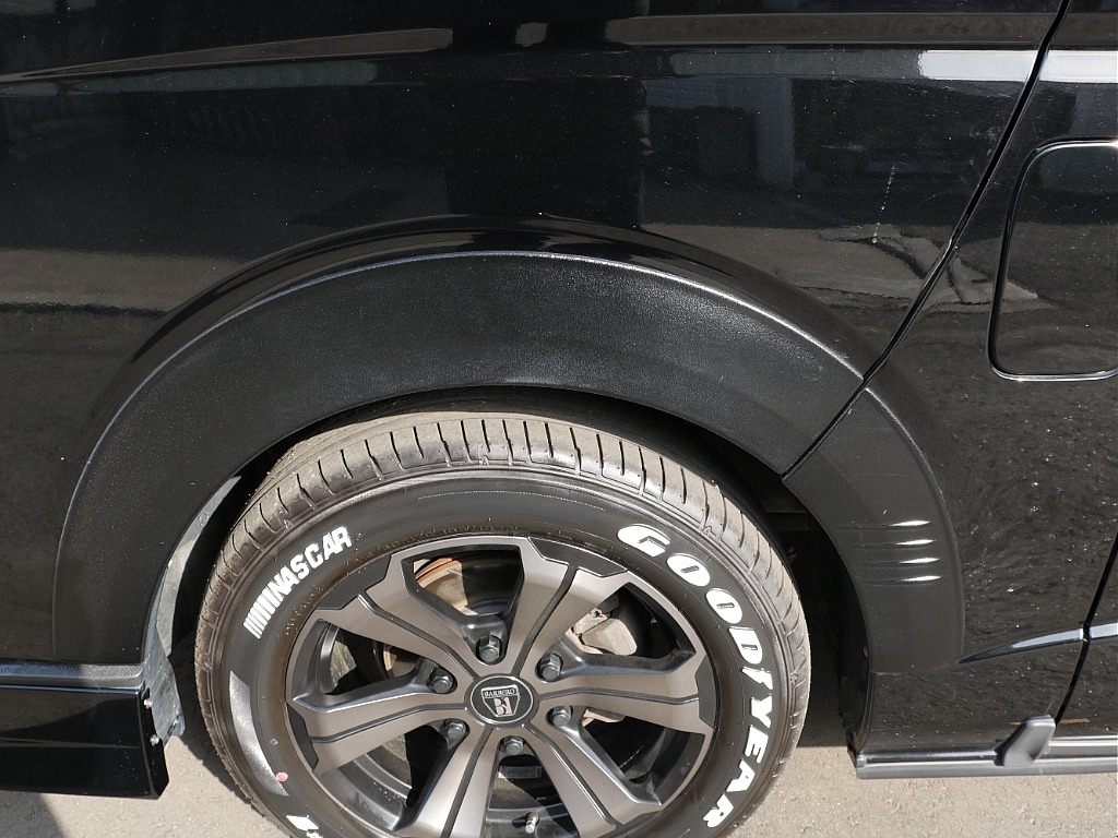 トヨタ ハイエースバン(40枚目)