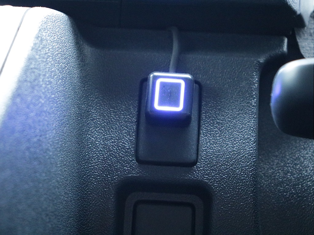 仙台店公式ｌｉｎｅアカウントができました！ＩＤ　＠３２０ｙｔｙａｔ　で検索し追加ご登録お待ちしております♪