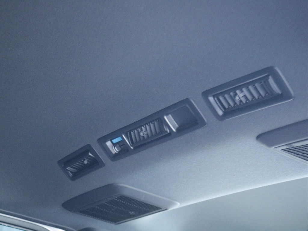 仙台店公式ｌｉｎｅアカウントができました！ＩＤ　＠３２０ｙｔｙａｔ　で検索し追加ご登録お待ちしております♪