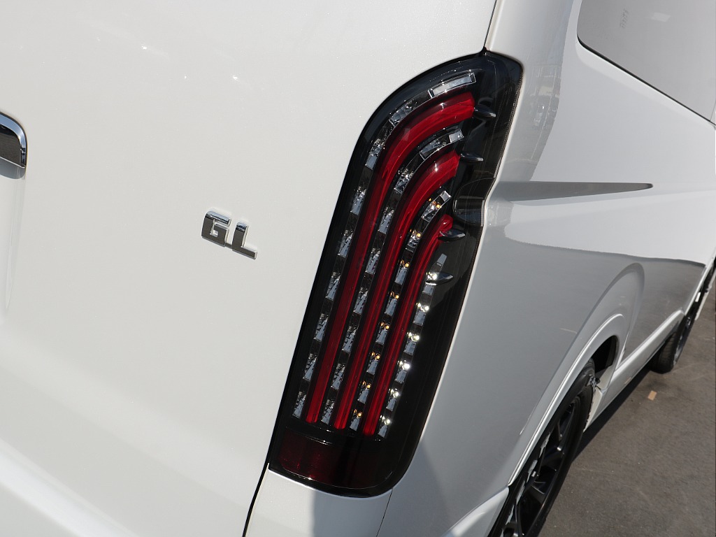 オリジナル煌きRED　LEDテールランプ装着済み！！