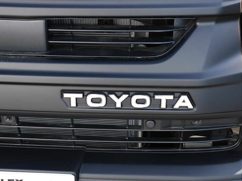 トヨタ ハイエースバン(24枚目)