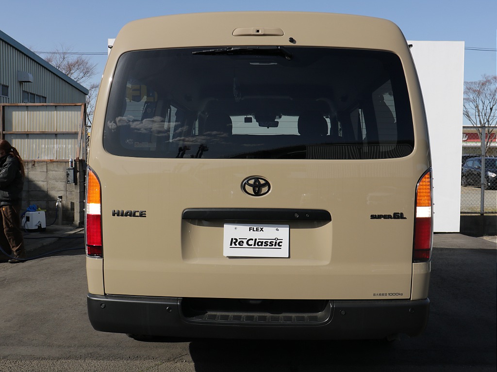トヨタ ハイエースバン(32枚目)