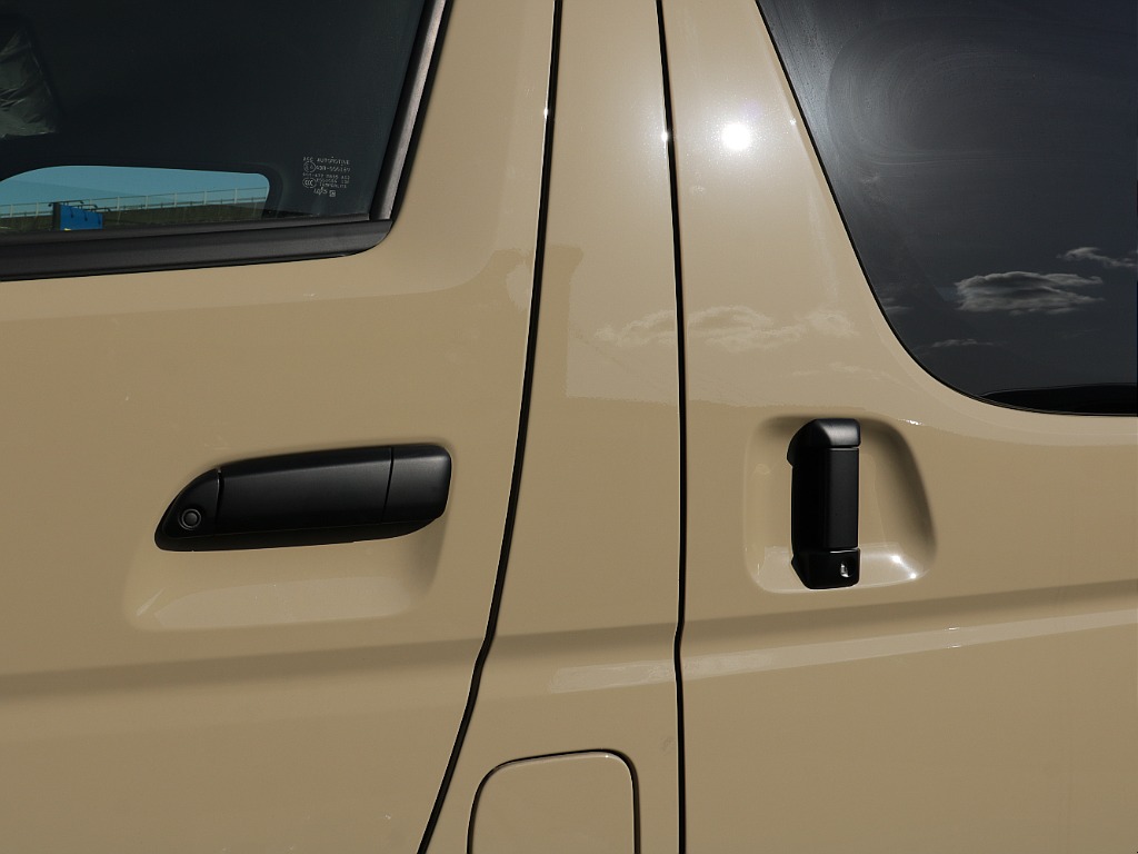 トヨタ ハイエースバン(47枚目)