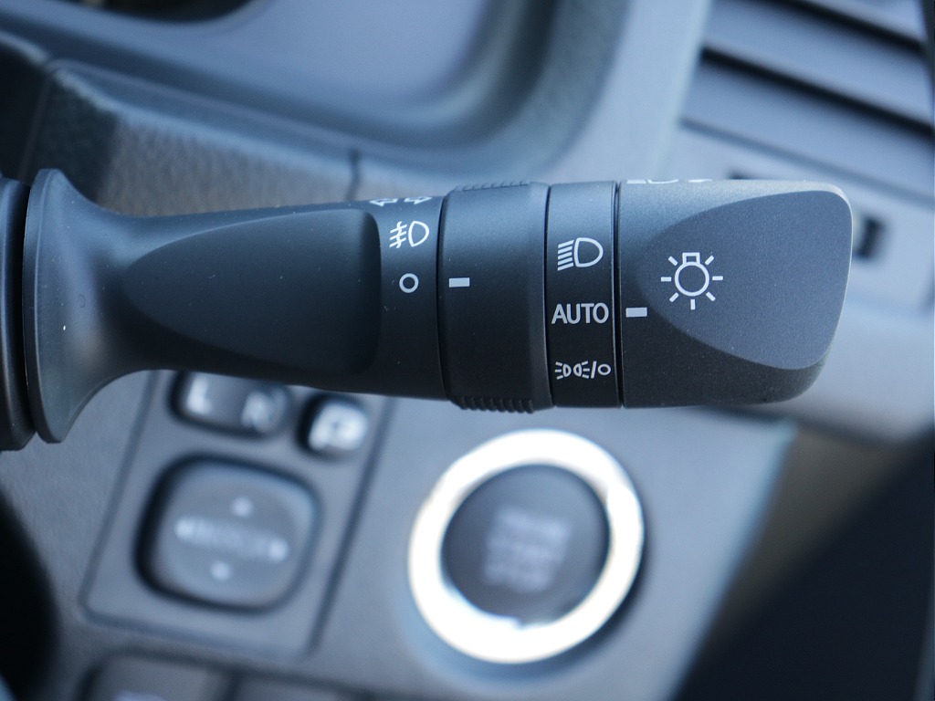 トヨタ ハイエースバン(57枚目)