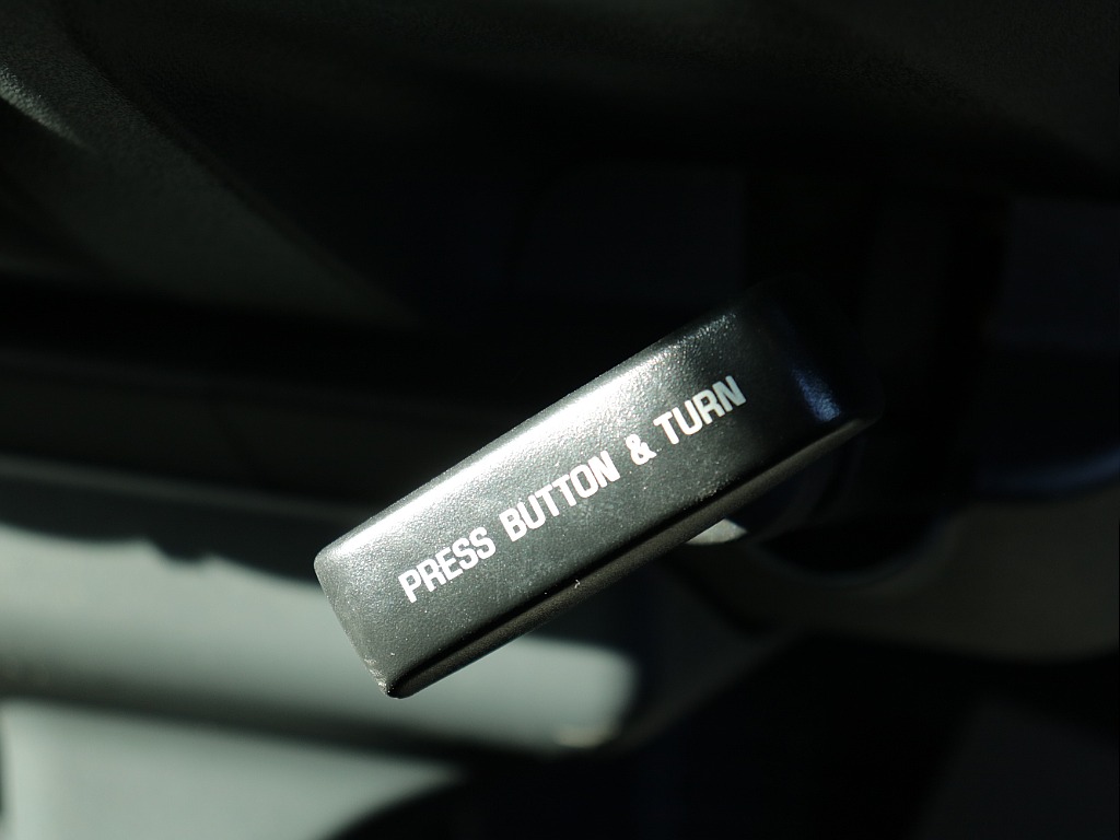 トヨタ ハイエースバン(60枚目)