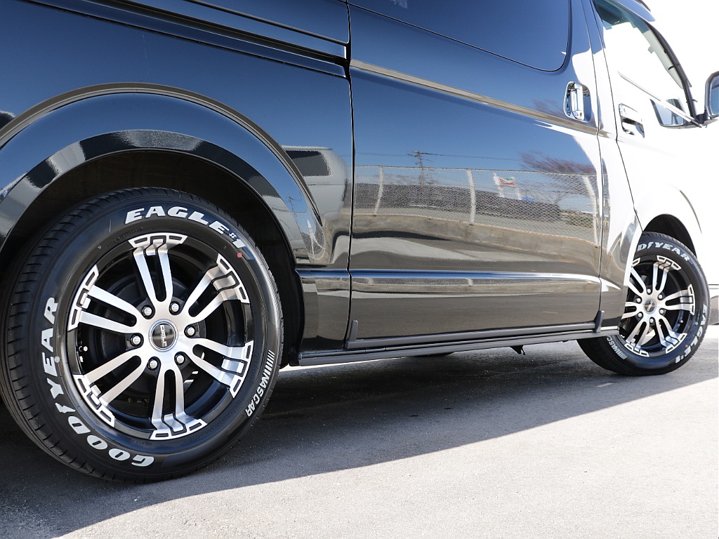 トヨタ ハイエースバン(26枚目)