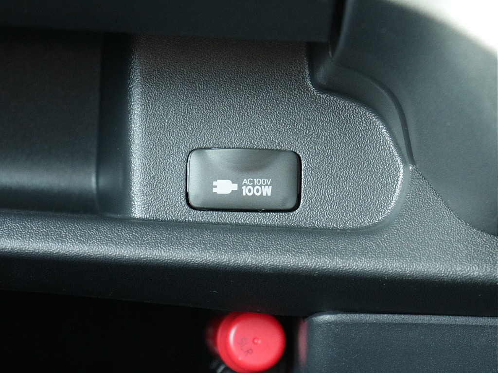 トヨタ ハイエースバン(57枚目)