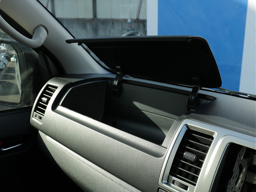 トヨタ ハイエースバン(58枚目)