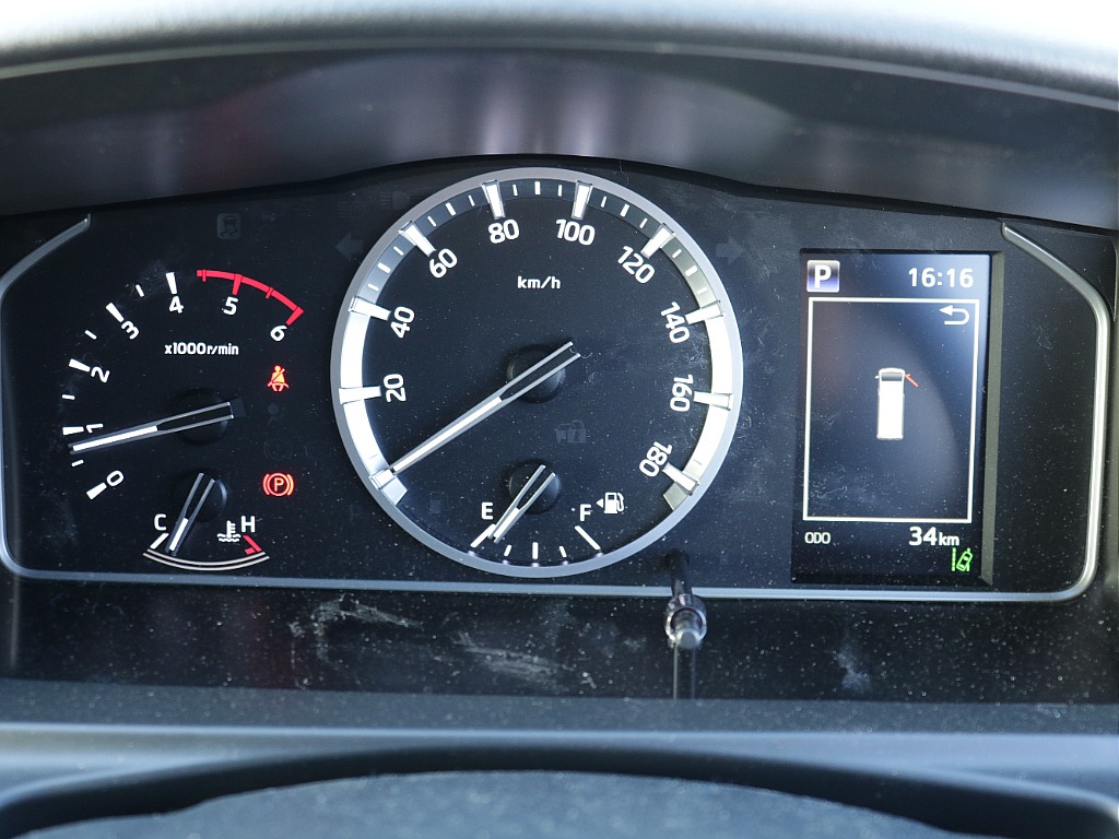 トヨタ ハイエースバン(50枚目)