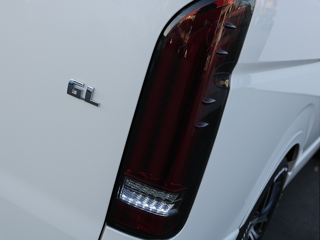 オリジナルアルティメットLEDテール装備済み♪