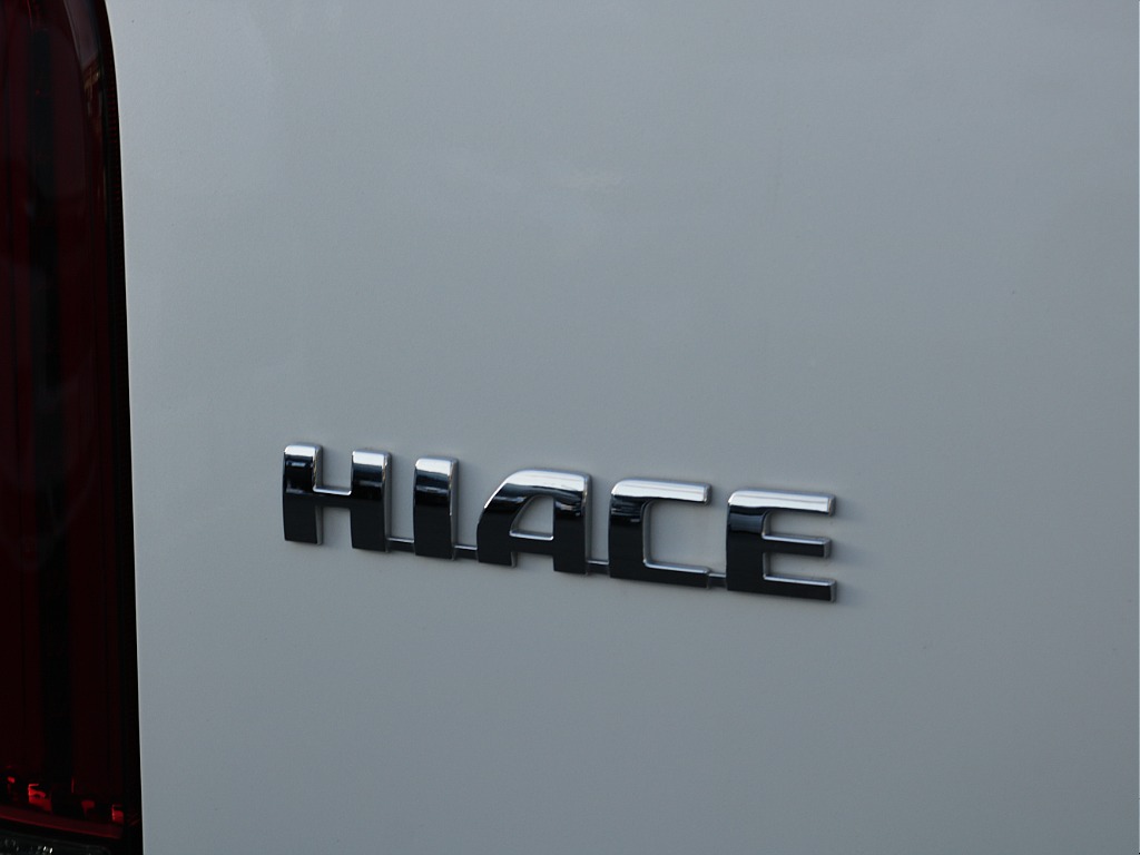 トヨタ ハイエース(42枚目)