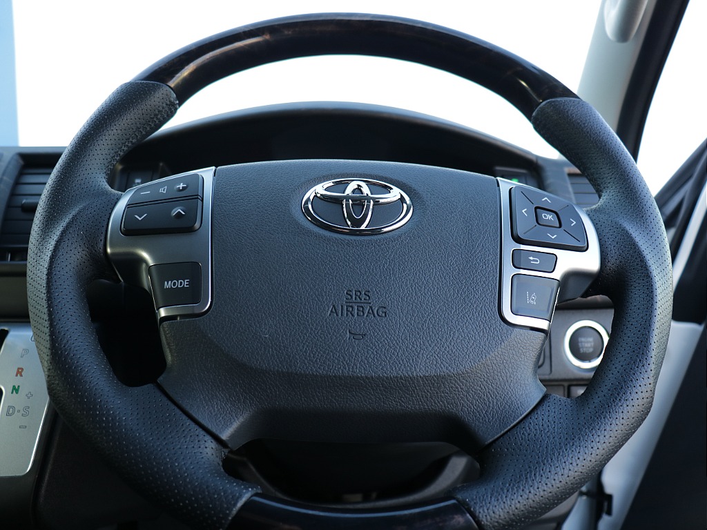 トヨタ ハイエース(53枚目)