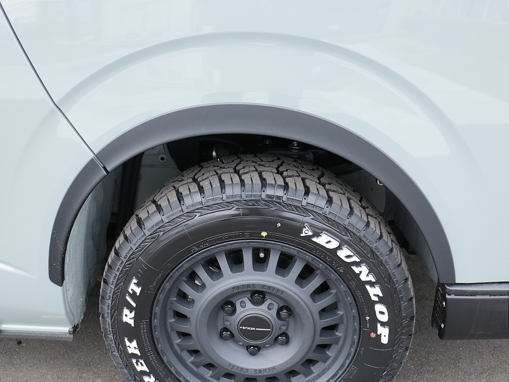 デルフィーノライン　オーバーフェンダー装着済み！！オフロードカスタムにピッタリですね♪