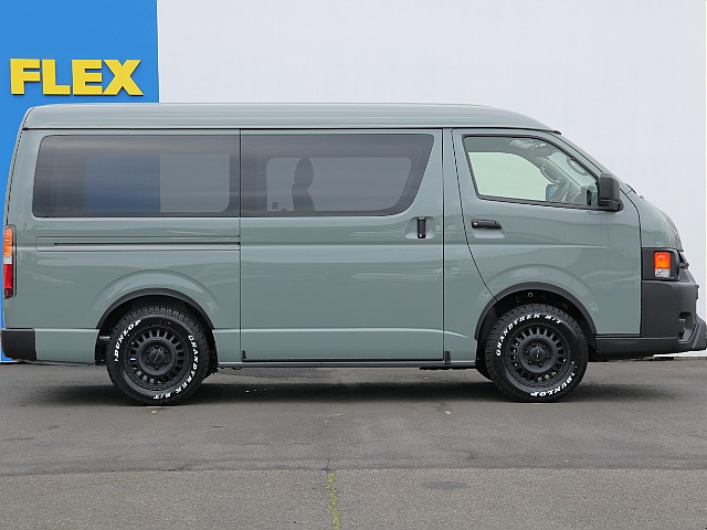 大変便利な両側パワースライドドアになっております♪荷物の出し入れも乗り降りも楽々できちゃいます♪