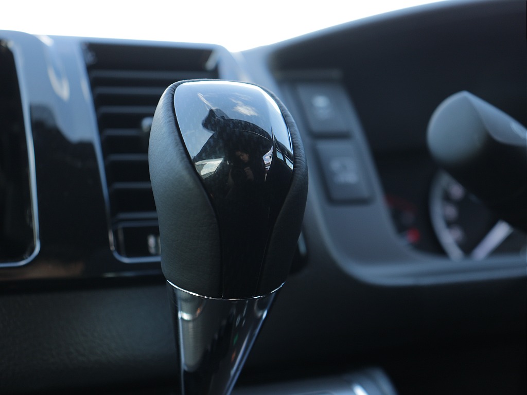 専用シフトノブ