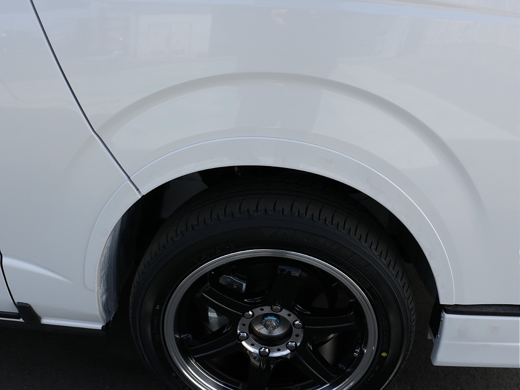 トヨタ ハイエースバン(35枚目)