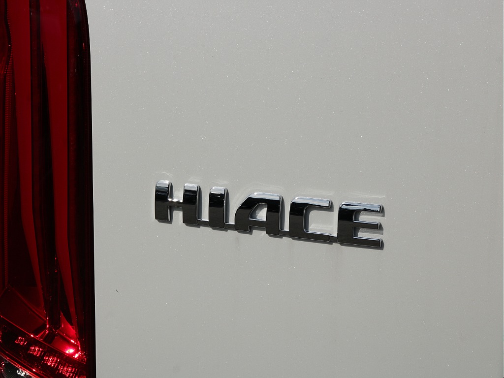 トヨタ ハイエースバン(41枚目)