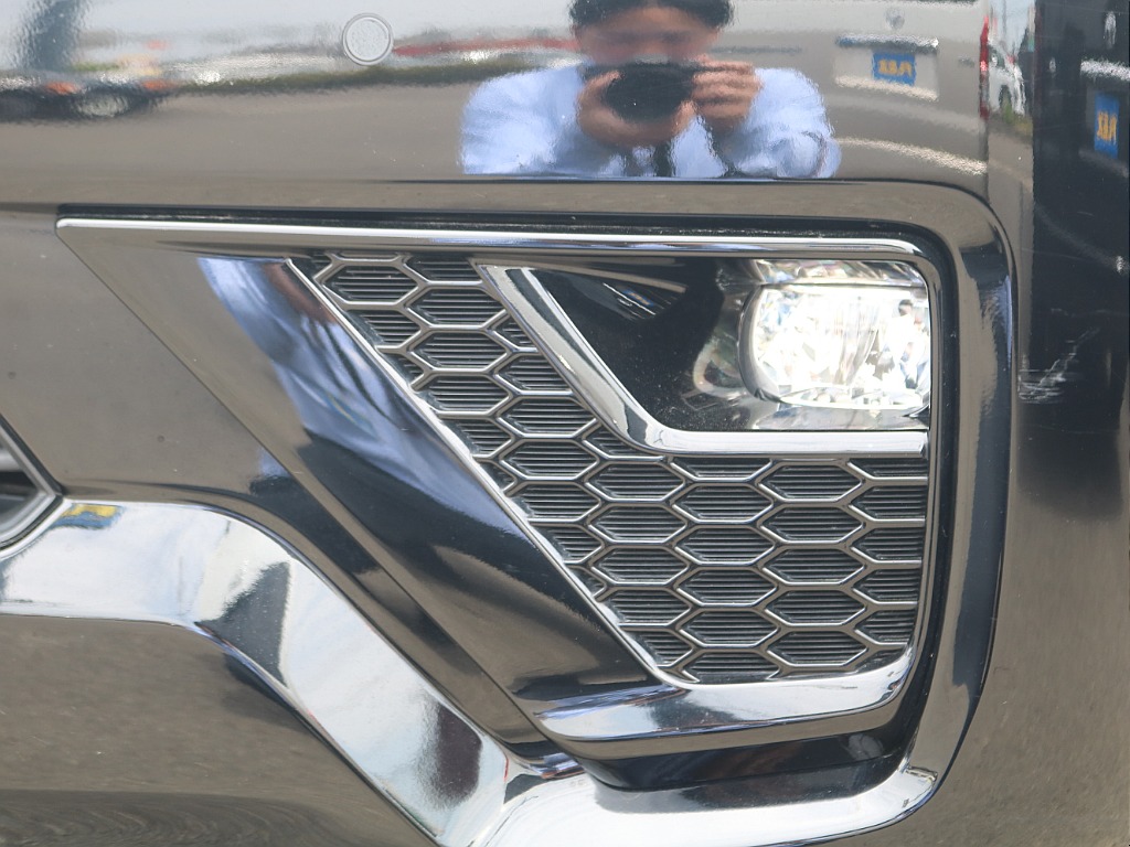 ＦＬＥＸグループは「すべての人に愛車を」をコンセプトに車種別に全国展開中！愛車と一緒に、ライフスタイルを充実させてもらいたいという思いで、ランクル仙台泉店では皆様のご要望になんでもお応えします♪