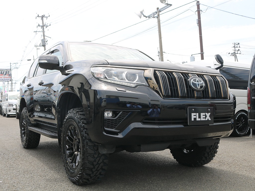 ＦＬＥＸグループは「すべての人に愛車を」をコンセプトに車種別に全国展開中！愛車と一緒に、ライフスタイルを充実させてもらいたいという思いで、ランクル仙台泉店では皆様のご要望になんでもお応えします♪