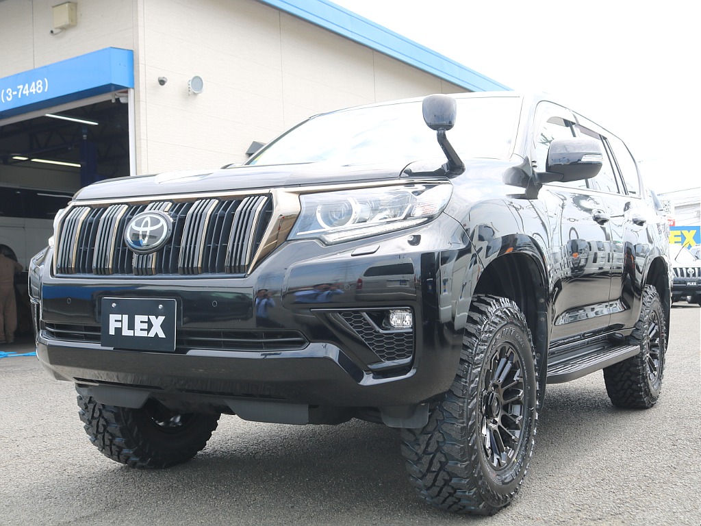 ＦＬＥＸグループは「すべての人に愛車を」をコンセプトに車種別に全国展開中！愛車と一緒に、ライフスタイルを充実させてもらいたいという思いで、ランクル仙台泉店では皆様のご要望になんでもお応えします♪
