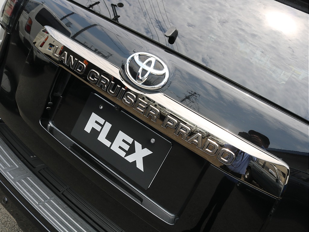 ＦＬＥＸグループは「すべての人に愛車を」をコンセプトに車種別に全国展開中！愛車と一緒に、ライフスタイルを充実させてもらいたいという思いで、ランクル仙台泉店では皆様のご要望になんでもお応えします♪
