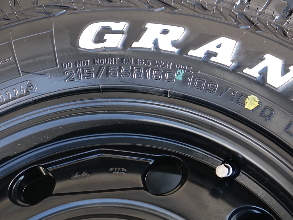 仙台店公式ｌｉｎｅアカウントができました！ＩＤ　＠３２０ｙｔｙａｔ　で検索し追加ご登録お待ちしております♪