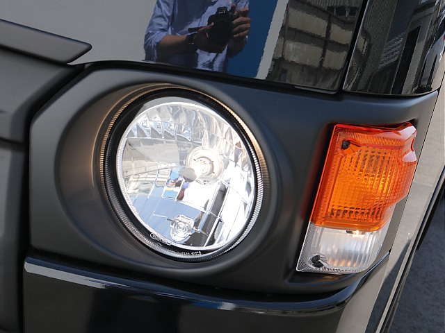 Reクラシック丸目装備済みで御座います！雰囲気が段違いになりお洒落度もアップ♪